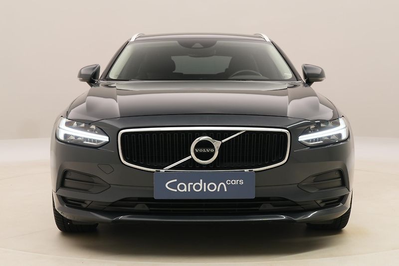 Volvo V90 D4 MOMENTUM AUT  - fotka 15 z 39