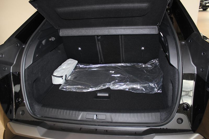 Peugeot 3008 (2026) GT Hybrid 145 e-DCS6  - fotka 16 z 16