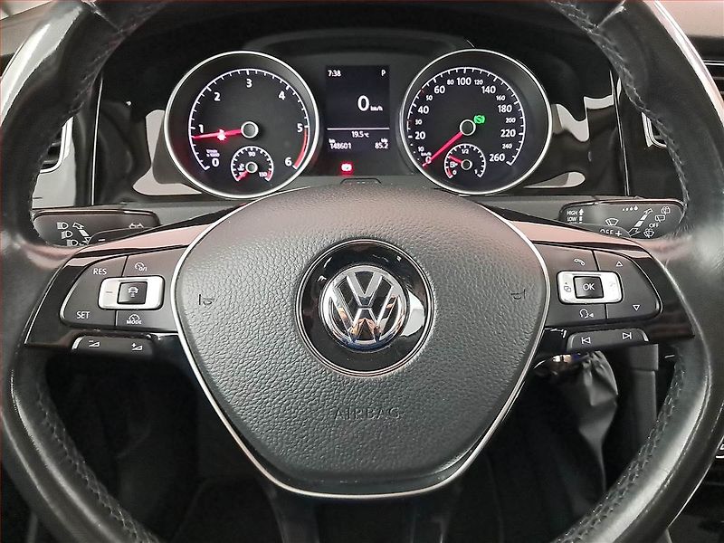 Volkswagen Golf (2017) Comfortline 1.6 TDI, Automat - fotka 23 z 28