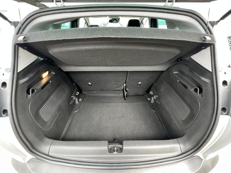 Opel Crossland X 1.2T AUTOMAT NOVÉ ROZVODY - fotka 31 z 48