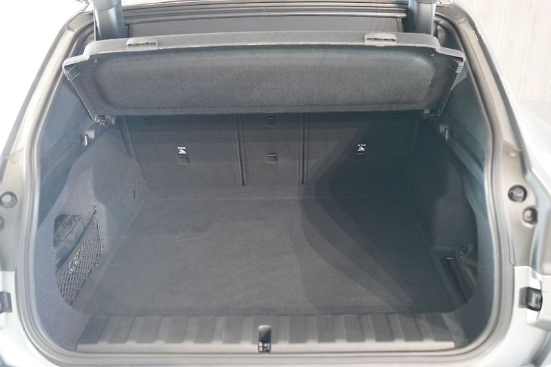 BMW X2 20i sDrive, M Paket - fotka 8 z 41