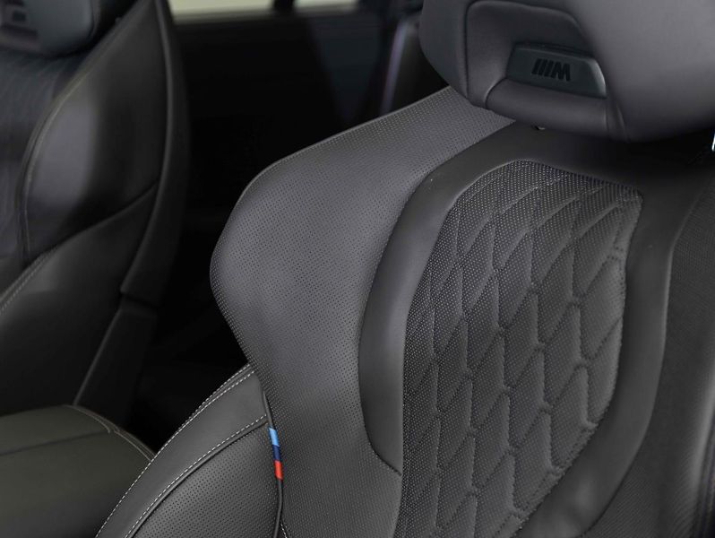 BMW X6 M60i - fotka 20 z 23