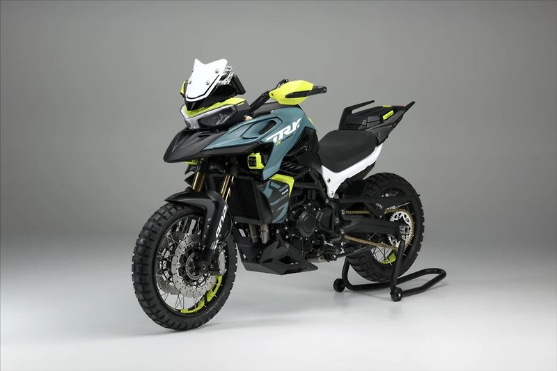 Benelli TRK 902 XPLORER SKLADEM   0,9 - fotka 1 z 14