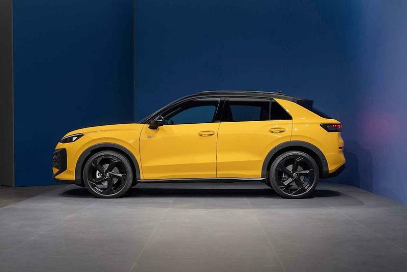 Volkswagen T-Roc jsme zatím zkoušeli v Portugalsku.
