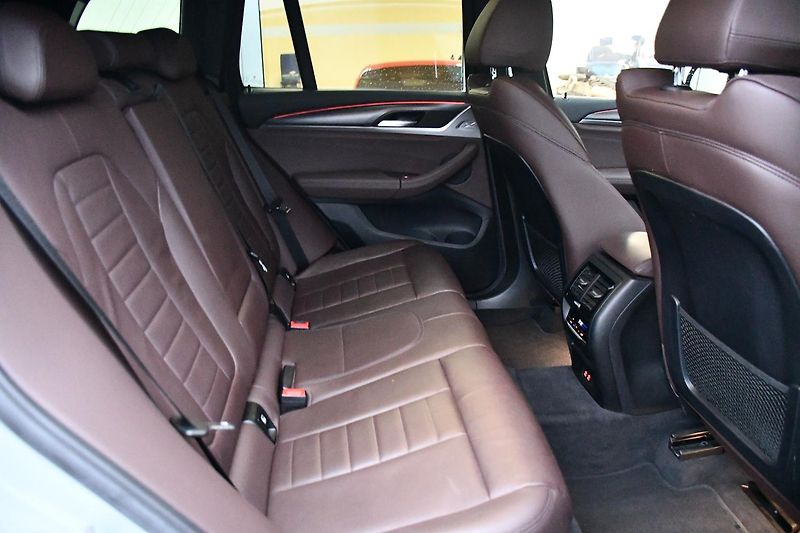 BMW X3 xDrive30d M-SPORT 1M ČR - fotka 21 z 41