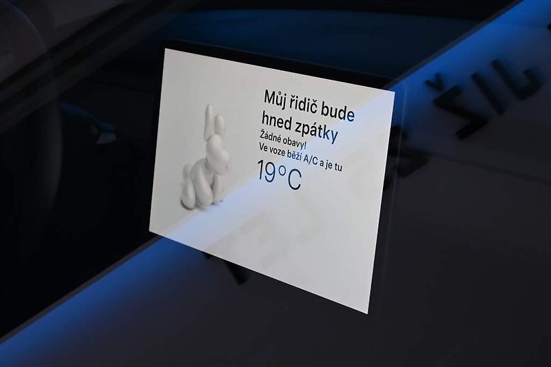 Tesla Model Y (2022) Long Range Dual Motor AWD 94% - fotka 28 z 44