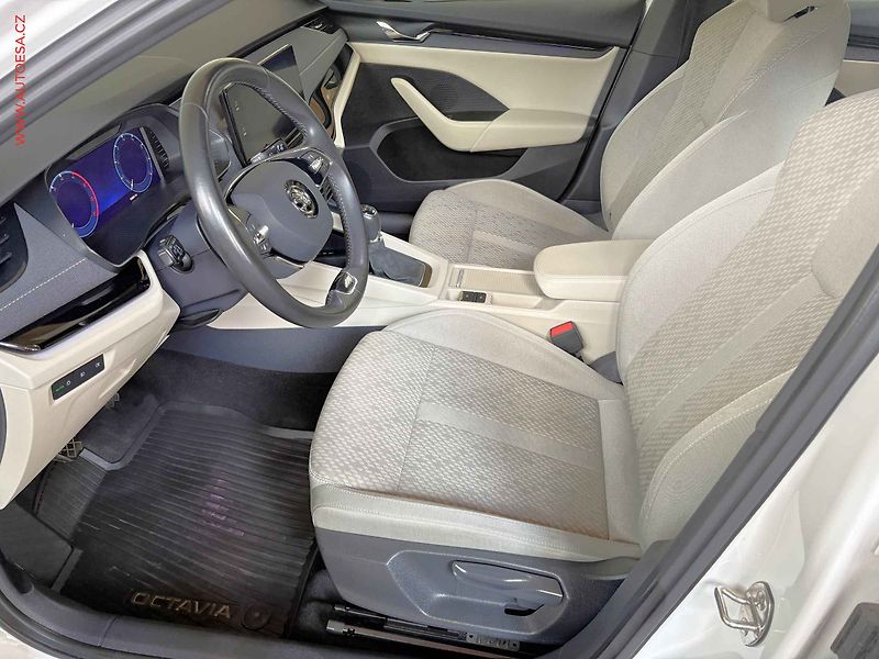Škoda Octavia (2021) 2.0 TDi, ČR, Style - fotka 9 z 19