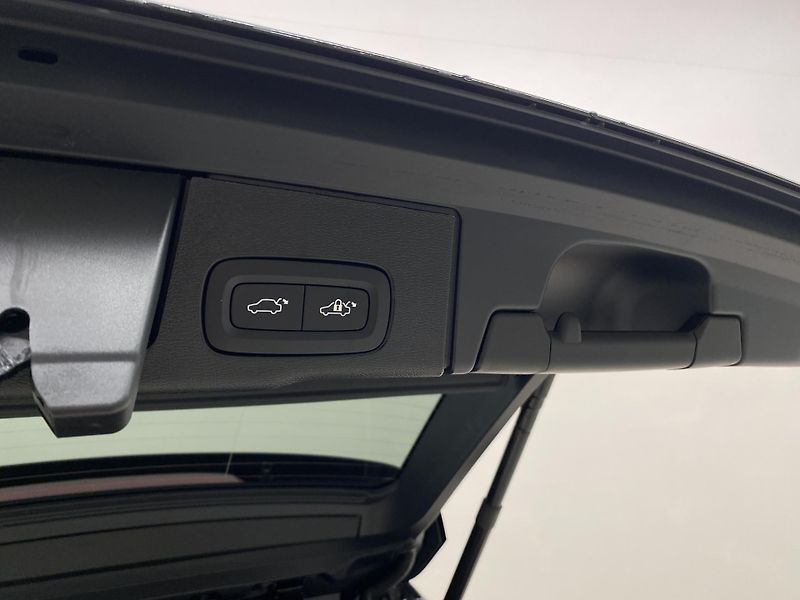 Volvo XC60 (2026) B5 AWD AUT BRIGHT PLUS  - fotka 20 z 62