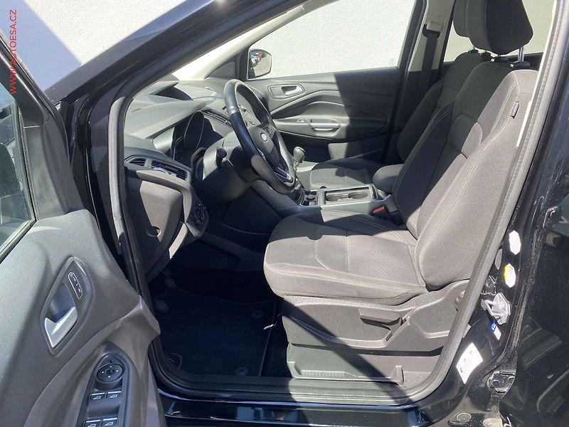 Ford Kuga (2018) 1.5 EB, Trend, TZ - fotka 9 z 16