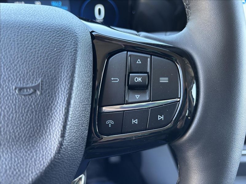 Ford Tourneo Custom 2,5 PHEV Sport 171kW - fotka 17 z 35