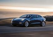 Nižší míra amortizace - Telsa Model 3