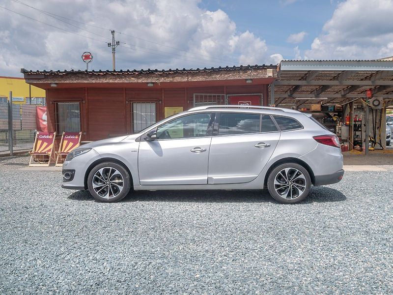 Renault Mégane (2015) 1.2T 97KW – NAVI / BOSE - fotka 8 z 48