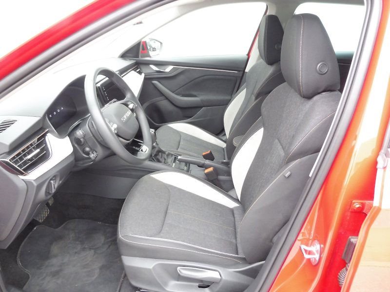 Škoda Scala (2025) Top Selection 1,0 TSI 85kW DSG - fotka 7 z 29
