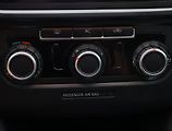 Volkswagen Golf 1,4 16V 59kW Klima Trendline - náhled 19