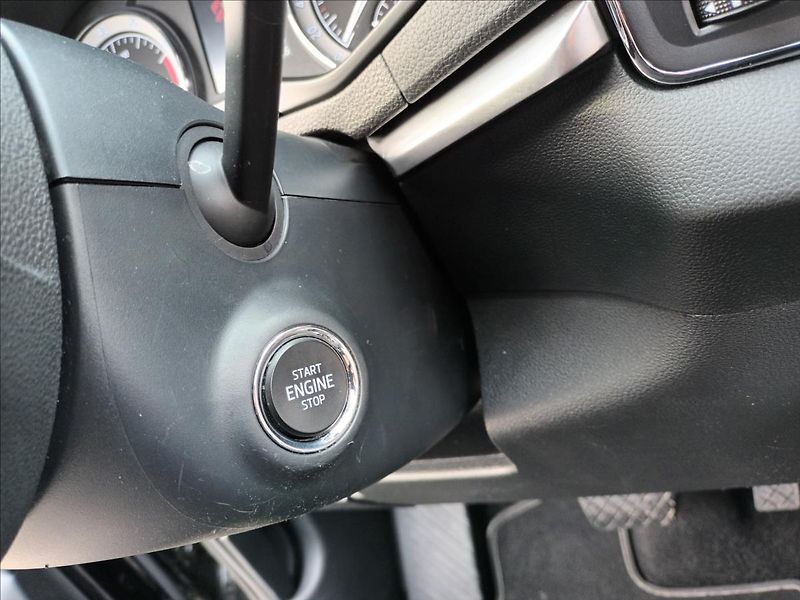Škoda Karoq 1,5 TSI,110KW,DSG,RADAR - fotka 39 z 41