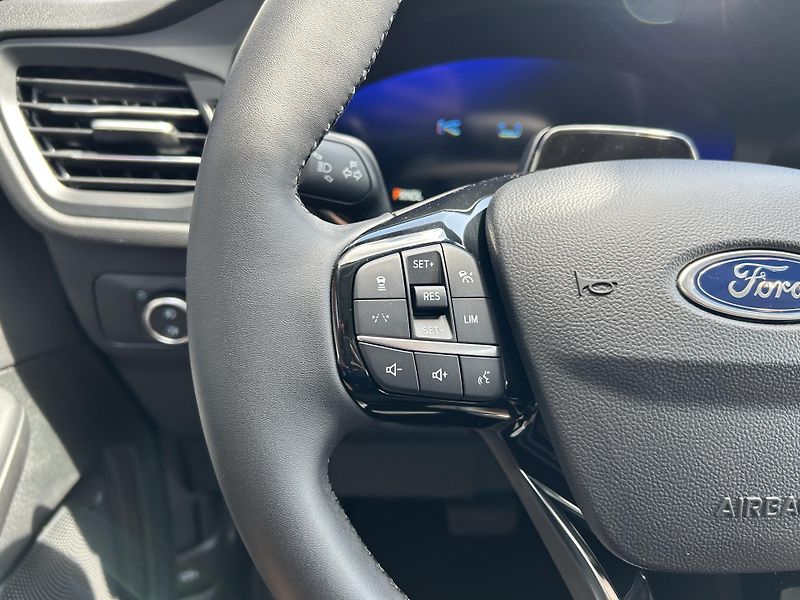 Ford Kuga Top Edition 2.5 HEV 132 kW - fotka 21 z 37