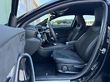Mercedes-Benz Třídy A 200d AMG Style Edition - náhled 15