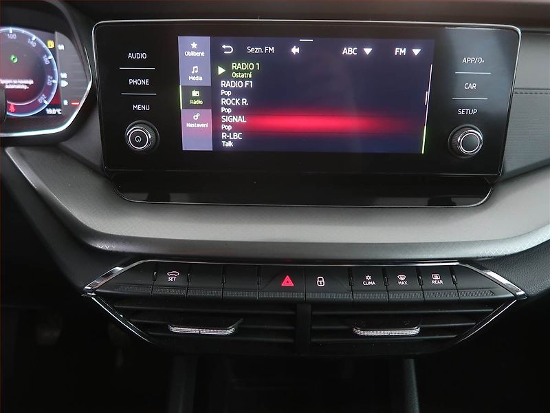 Škoda Octavia (2023) Ambition 2.0 TDI, ČR,1.maj - fotka 12 z 18
