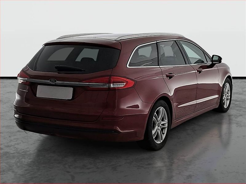 Ford Mondeo (2018) Titanium 2.0 TDCI, ČR,1.maj - fotka 5 z 16