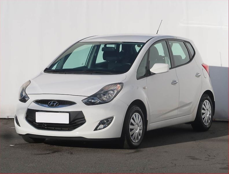 Hyundai ix20 (2014) 1.4 CVVT, LPG, ČR,1.maj - fotka 2 z 16