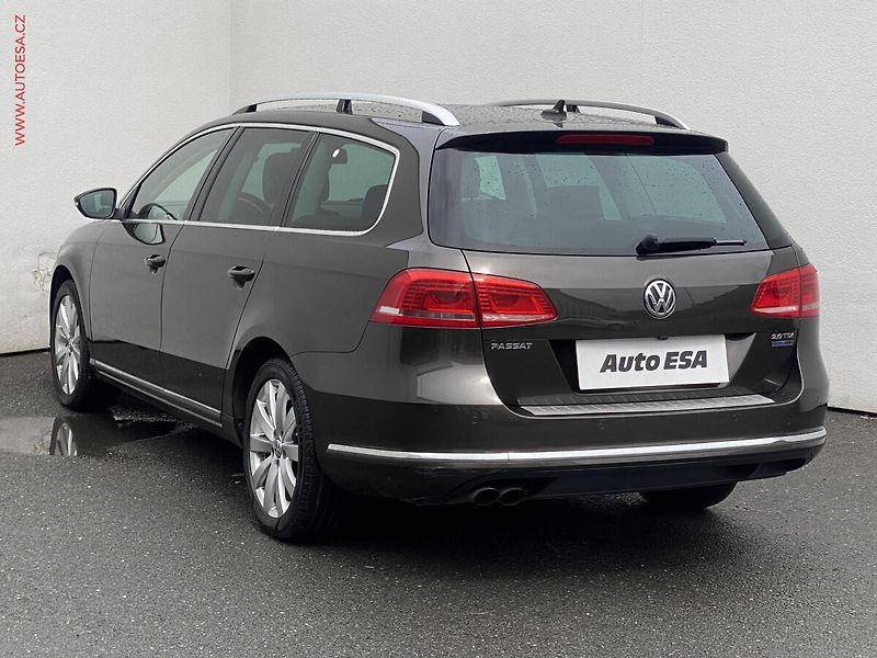 Volkswagen Passat (2014) 2.0 TDi, Highline, bixen, - fotka 6 z 19