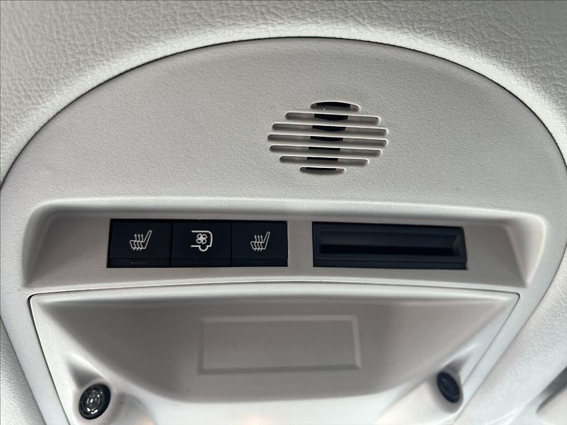 Fiat Scudo 2,0 JTD L2 PANORAMA 8.MÍST - fotka 28 z 41