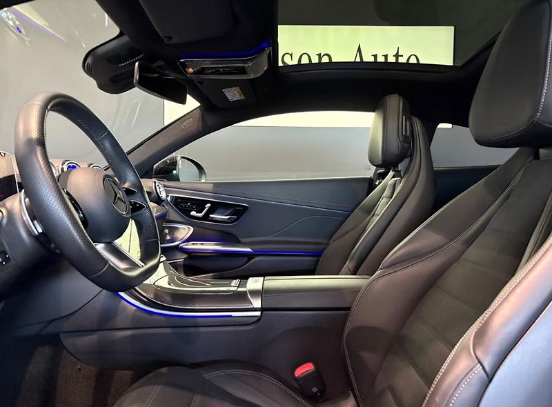 Mercedes-Benz CLE 300 AMG 360k Pano HuD BLIS Taž - fotka 13 z 16