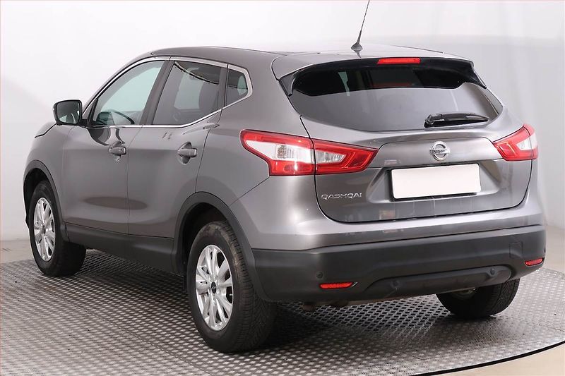 Nissan Qashqai (2015) 1.2 DIG-T, Navi, Tempomat - fotka 4 z 18