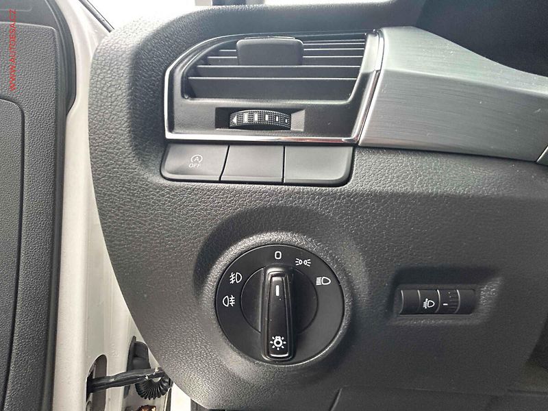 Škoda Fabia (2015) 1.4 TDi, ČR, AC, temp - fotka 13 z 15