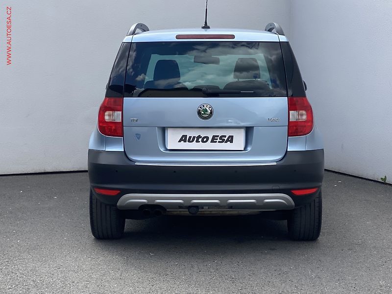 Škoda Yeti (2013) 2.0 TDi, Ambition, TZ - fotka 5 z 17
