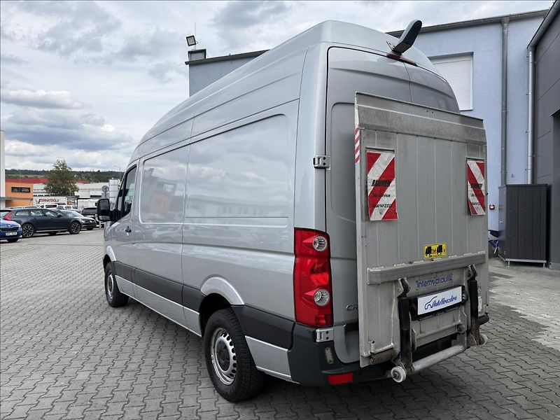 Volkswagen Crafter 2,0   105kW,PLOŠINA,1.MAJ,SERV - fotka 4 z 23