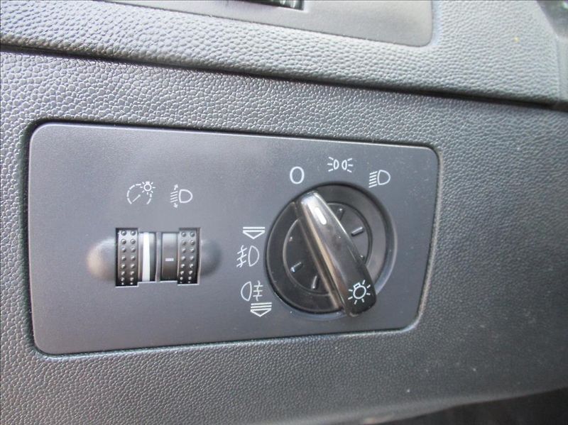 Škoda Fabia 1,4 16V, klima,ZAMLUVENO, - fotka 21 z 30