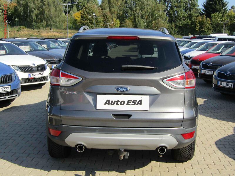 Ford Kuga (2014) 2.0 TDCi 4x4, Titanium, AT - fotka 5 z 19