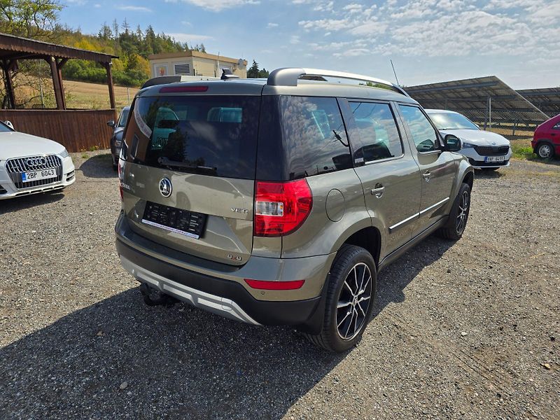 Škoda Yeti (2014) 2.0 TDi 125kw Adventure 4x4 - fotka 28 z 44
