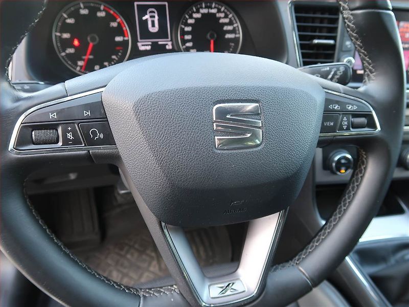 Seat Leon (2019) Xcellence 1.5 TSI, ČR,1.maj - fotka 16 z 18