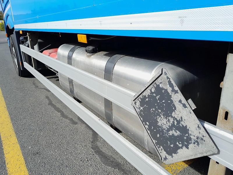 Mercedes-Benz Actros 1848 ADR Retarder - fotka 13 z 39