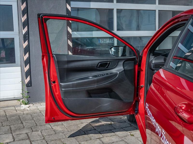 Hyundai i20 1,0   T-GDI MT GO PLUS! - fotka 15 z 16