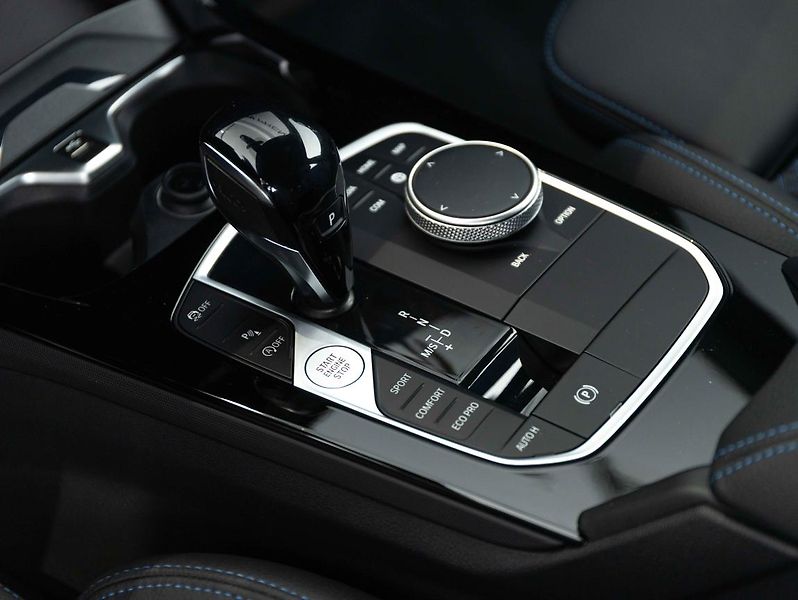BMW Řada 1 M135i xDrive - fotka 15 z 22