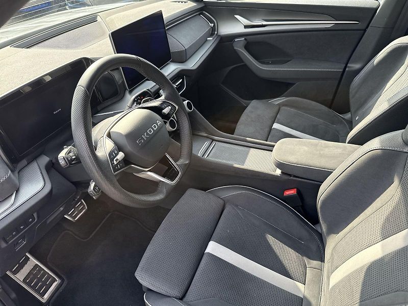 Škoda Kodiaq (2025) 2.0 TDI 4x4 DSG Sportline - fotka 7 z 33