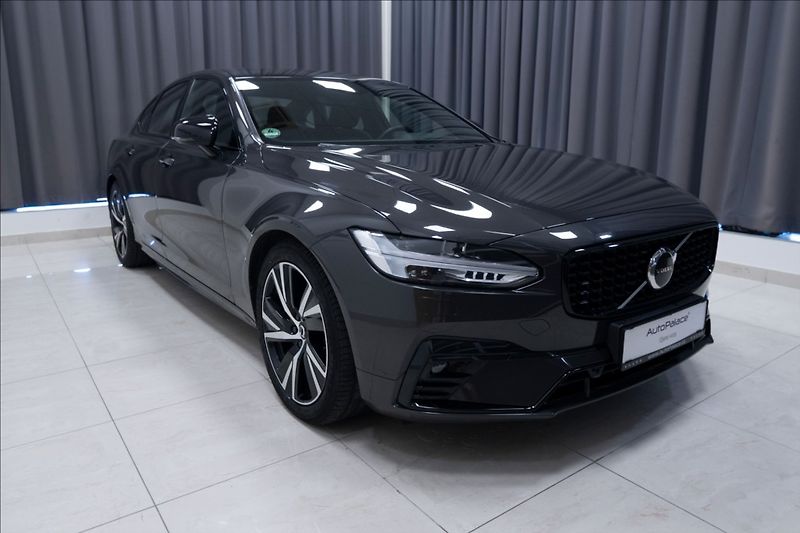 Volvo S90 2,0 D4 NAVI KAMERA 4x VÝHŘEV - fotka 3 z 42