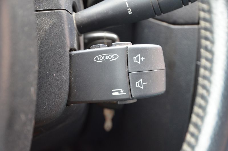 Renault Clio (2002) 1.5 DCi 48kW /ČR / STK 06/2028 - fotka 18 z 20