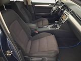 Volkswagen Passat (2015) Comfortline 2.0 TDI, Automat - náhled 9