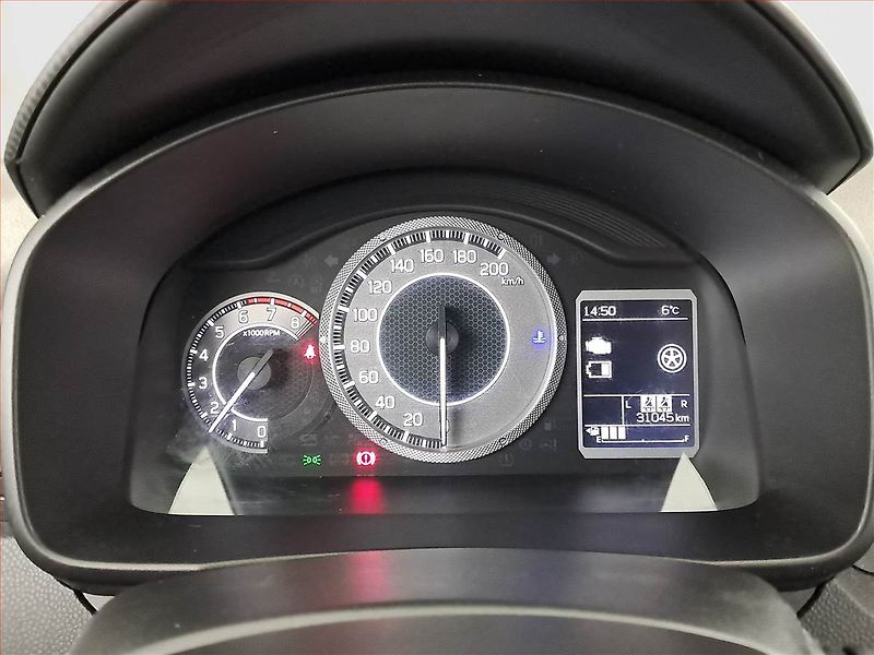 Suzuki Ignis (2021) 1.2 Hybrid, ČR,1.maj - fotka 11 z 18