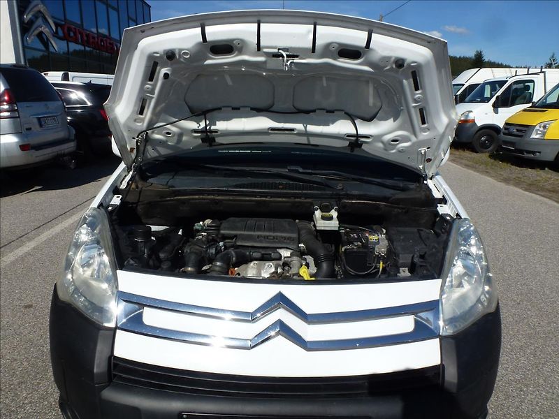 Citroën Berlingo 1,6 HDi 75 L1 X Střešní zahrád - fotka 26 z 40