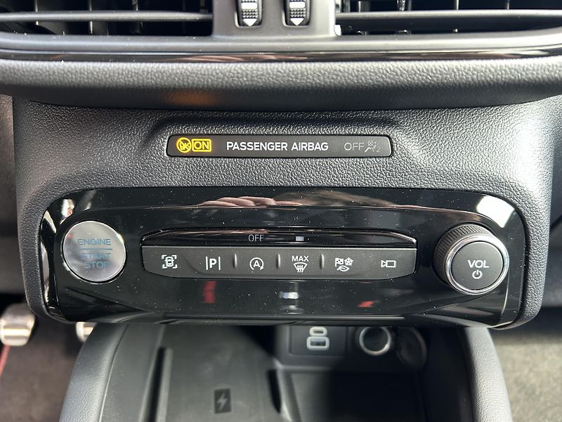 Ford Kuga 1,5 EcoBoost 110kW ST-LINE X - fotka 33 z 36