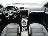 Škoda Octavia (2010) 1.6 TDi, Xenon, autoAC - náhled 8
