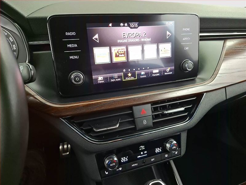 Škoda Kamiq (2022) 1.0 TSI - fotka 12 z 20