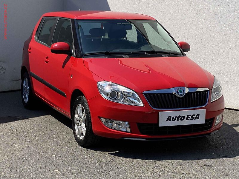 Škoda Fabia (2011) 1.2 TSi, Ambiente, park. - fotografie inzerátu
