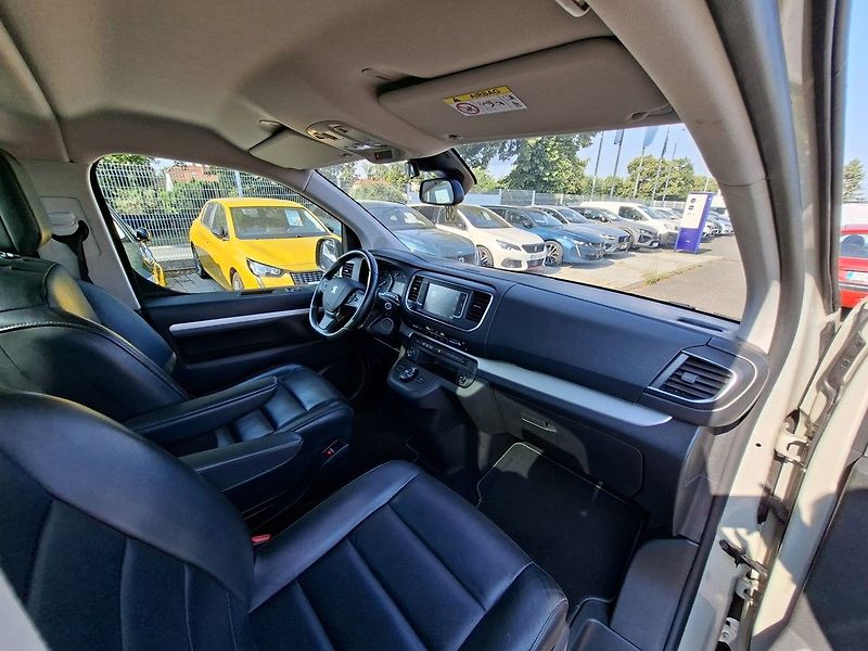 Peugeot Traveller LONG ALLURE 2,0 BHDI 180k EAT8 - fotka 12 z 30