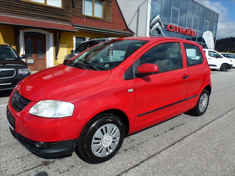 Volkswagen Fox 1,2 HTP 12V - fotka 1 z 41